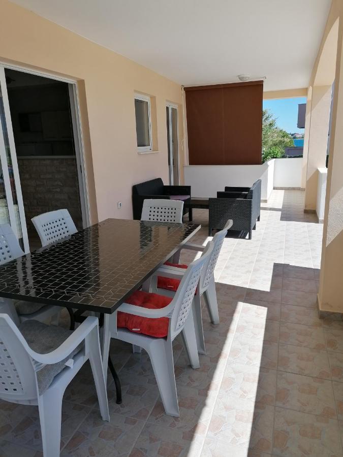 Apartmani Vinko Bibinje Kültér fotó